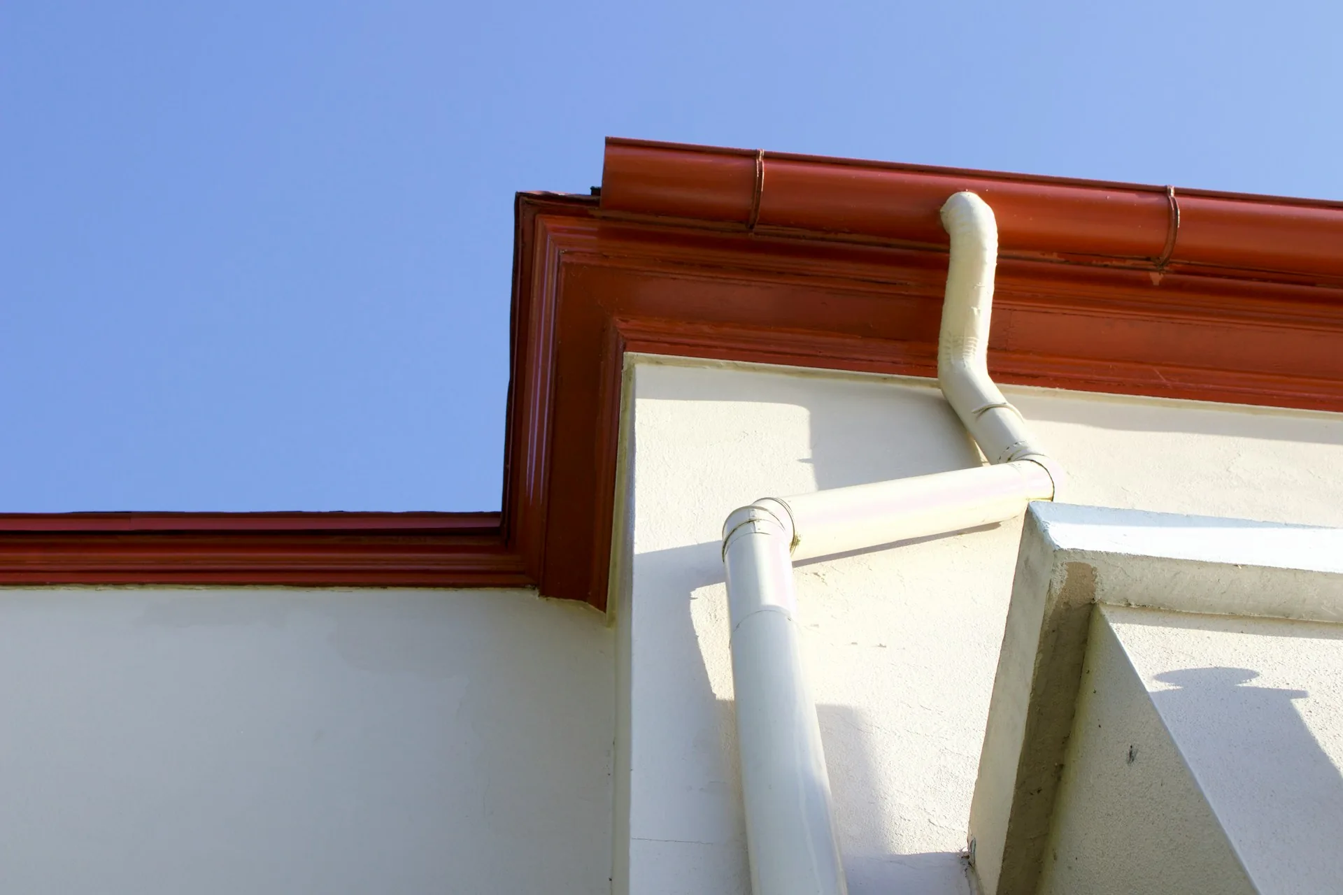 Gutter Guards in Bend OR: Keeping Your Gutters Clear During Summer Thunderstorms