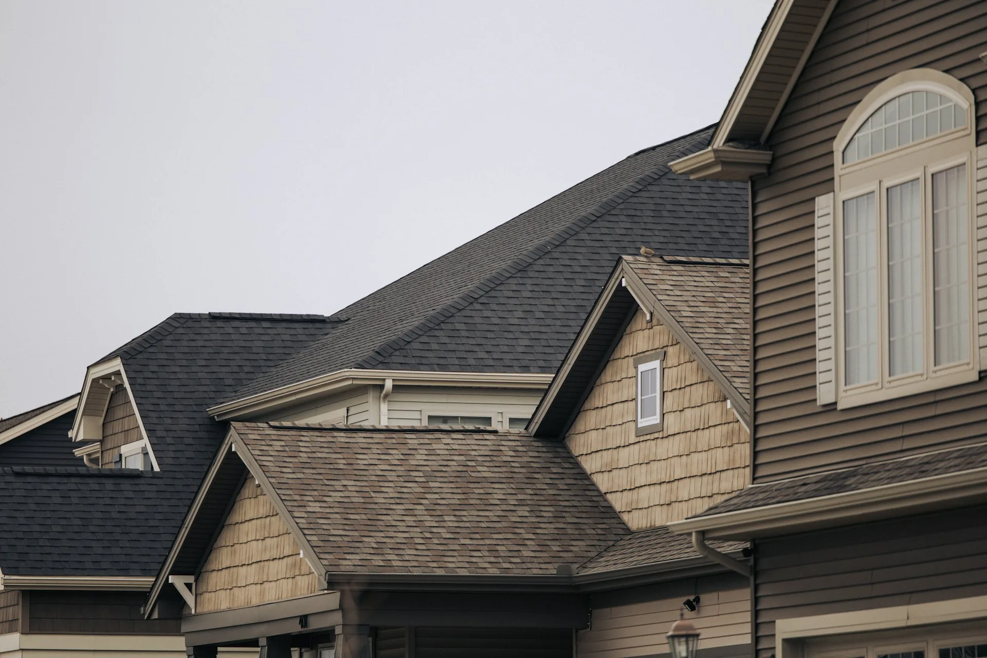 Clark County Roof Replacement Guide: What Vancouver and Battle Ground Homeowners Must Know